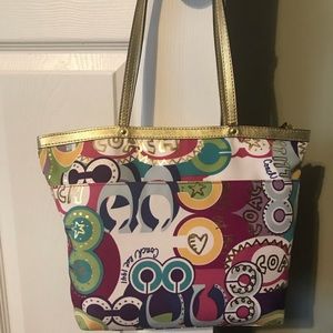 Coach Poppy signature handbag